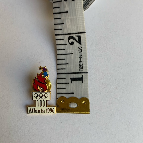 Atlanta 1996 Olympics Pin Torch - Picture 6 of 7